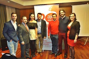 Antonio Jesús Fernández, Pedro Javier López, María Arenas, José Carricondo, Sergio Arráez, presidente de AJE; Alejandro Galindo y María Cerdá, secret