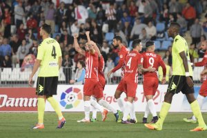 Fran Vélez celebra el gol que le hizo al Córdoba.