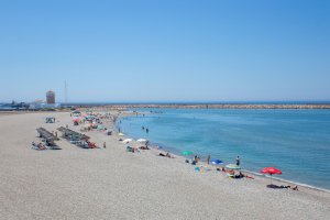 En la imagen, la playa de Almerimar, este verano.