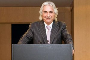 Manuel Lao entre los más ricos del mundo.