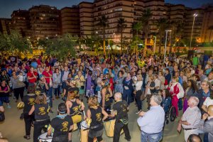 Parte de los concentrados anoche en el Parque de la Estación.
