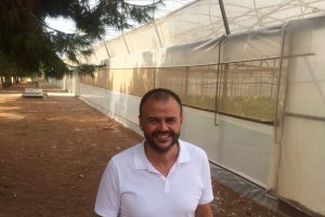 Juan Alberto Castillo, en las instalaciones del laboratorio en el que trabaja.