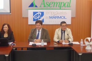Teresa  Tijeras, Antonio Sánchez y José Pastor, ayer, en la presentación de los Premios.