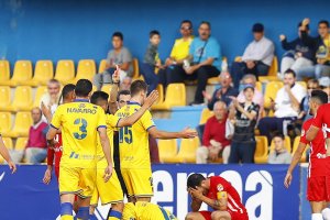 Vélez tras la expulsión en Alcorcón.