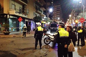 Agentes de la Policía Local en el centro de Almería.