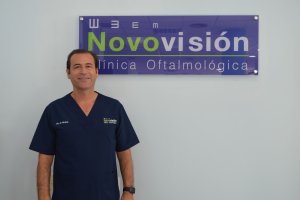Jesús Martín, director médico de Clínica Novovisión Almería.