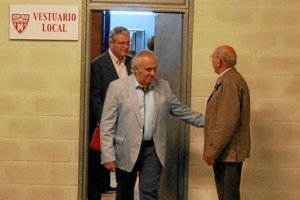 Alfonso dio en la diana bajando al vestuario.