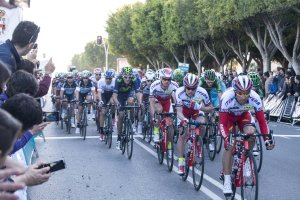 El pelotón de la Clásica.