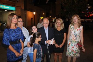 Gabriel Amat, alcalde-presidente del Ayuntamiento de Roquetas de Mar, fue el encargado de inaugurar el encendido extraordinario de las Fiestas Patron