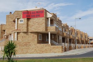 Almería  vuelve a recuperar la obra privada con la iniciación de nuevas viviendas tras una década con el ladrillo en el dique seco.