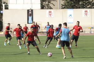 Fidel entrando en el área.