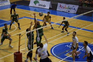 Caras nuevas para el campeón de la Superliga.