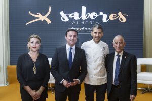 La diputada de Agricultura, el vicepresidente Javier Aureliano, el chef Paco Roncero, y el presidente de Diputación, Gabriel Amat