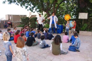 Talleres infantiles de Ciencia Divertida en la Alcazaba