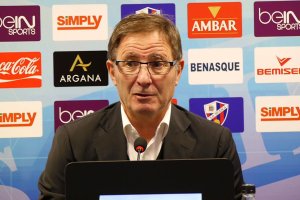 Anquela, el míster del Huesca.