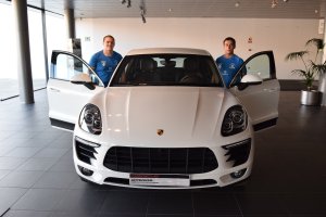 Los dos nuevos jugadores de URA.