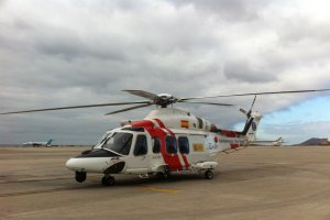 Helicóptero de Salvamento en el Aeropuerto de Almería