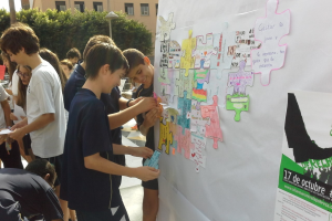 Escolares en un acto de lucha contra la pobreza.