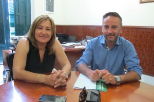 Responsables del Ayuntamiento y la Junta, Esperanza Pérez y Miguel Ángel Tortosa.