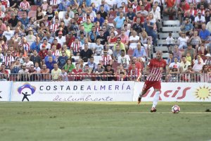 Nano ha entrado con buen pie en el Almería.