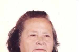 María Ferrer  nació en 1930 en una familia de portuarios.