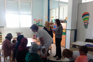 La delegada de Educación en el centro Alcazaba de El Puche.