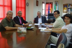 Responsables de Aguas del Almanzora y Gestagua en la reunión con el alcalde de Albox.