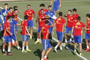 Lopetegui tiene a más jugadores del equipo blanco.