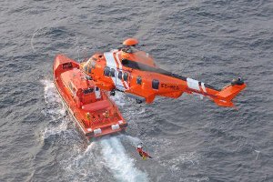 Salvamento Marítimo durante una búsqueda anterior.