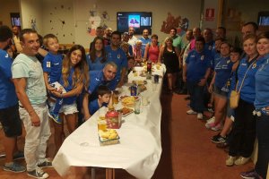 Comida de hermandad.