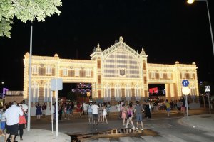 Portada principal del Recinto Ferial, donde se detectaron los hechos.