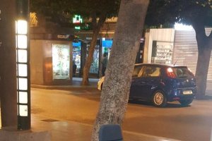 Imagen de residuos en el Paseo de Almería