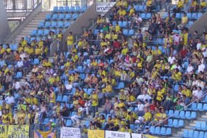 Afición del Cádiz en Almería.