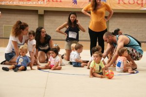 Los participantes calentando motores.