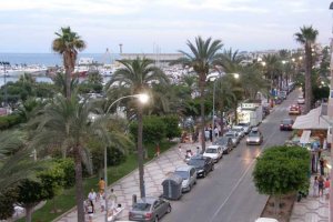 Los hechos ocurrieron en un local del malecón, en la imagen, de Garrucha.