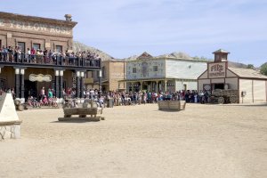 El poblado del Mini Hollywood acoge todos los días varios espectáculos que parecen sacados de una película western.