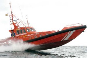 Salvamar Suhail, una de las embarcaciones que participaron en la búsqueda.