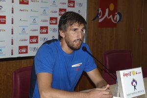 El meta granadino en rueda de prensa.