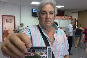 Paco Rubira, el primero de la cola.