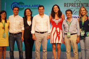 Foto en la sesión inaugural.