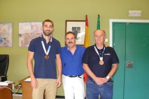 Alfredo Valdivia con los internacionales.