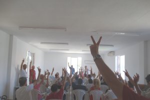 Un momento de la asamblea de vecinos celebrada el fin de semana en Vera.