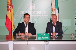 Momento  de la presentación de los datos de Salud Responde en la sede de la Junta de Andalucía