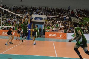 El colcador ahorrador en acción.