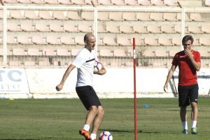 Soriano con Corona en el Juan Rojas.
