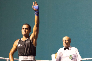 Almería sigue apostando por el mejor boxeo.