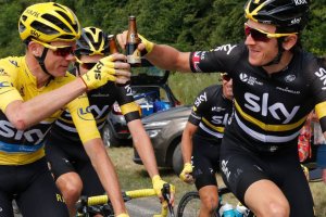 Otro Tour se merece un brindis.