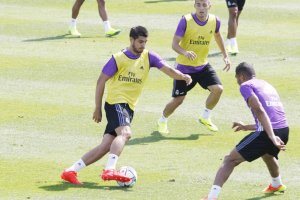 Morata pone caro el 9 en el Madrid.