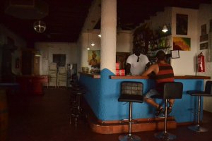 Konan Diop en el interior de El Rincón de Balerma.