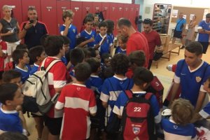 Fernando Soriano con los alumnos del Campus.